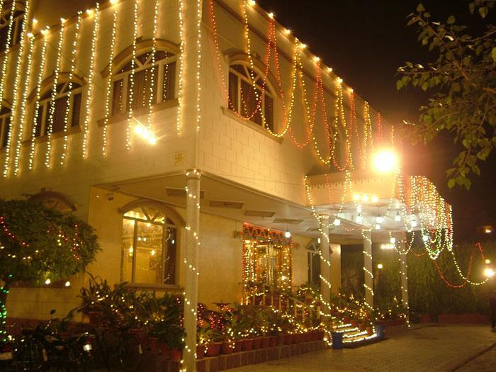 Hotel Sheetal Regency,Near Janambhumi Mathura Exterior photo